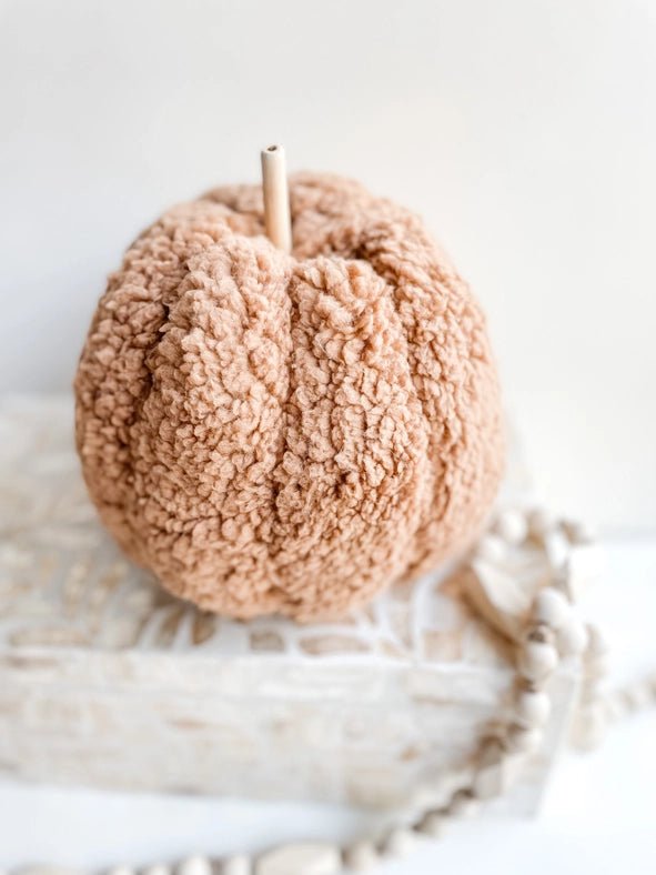 Plush Pumpkins - Homeboxed