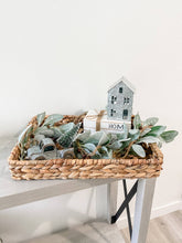 Load image into Gallery viewer, Wicker Tray