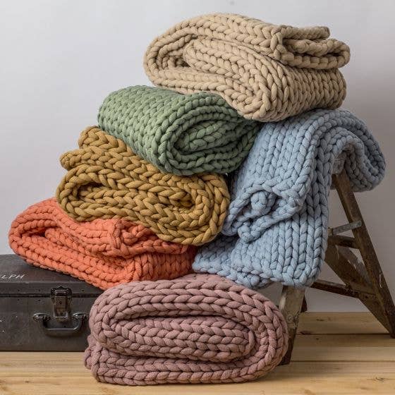 Chunky Knit Throw - Homeboxed