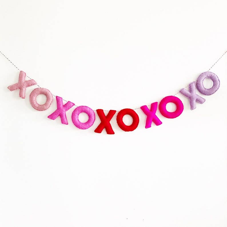 Valentine Garland - Homeboxed